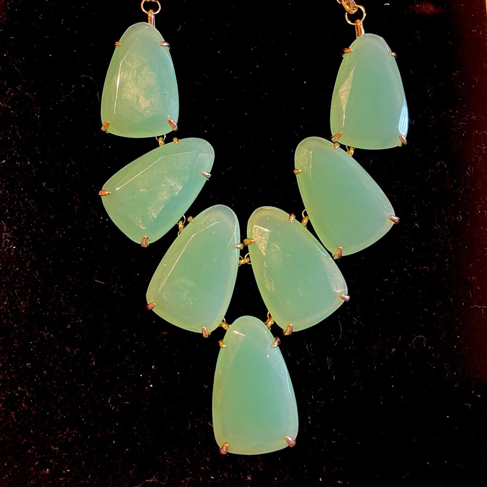 Kendra Scott Iconic Green Necklace